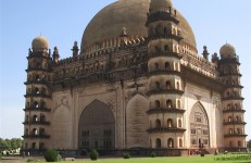 Gol Gumbaz. Photographer Ashwatham