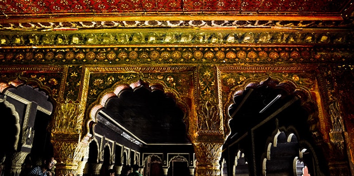 800px-Tipu's_summer_palace_in_Bangalore Bangalore fort, tipu's fort, tipu's summer palce