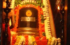 Tuluveshwara temple , Shiva idol in Bhoga nandeeshwara temple, Nandi Hills