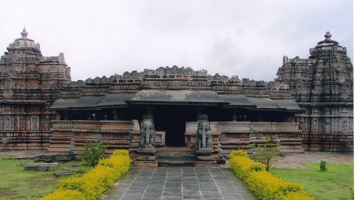 Veera Narayana temple, Belavadi
