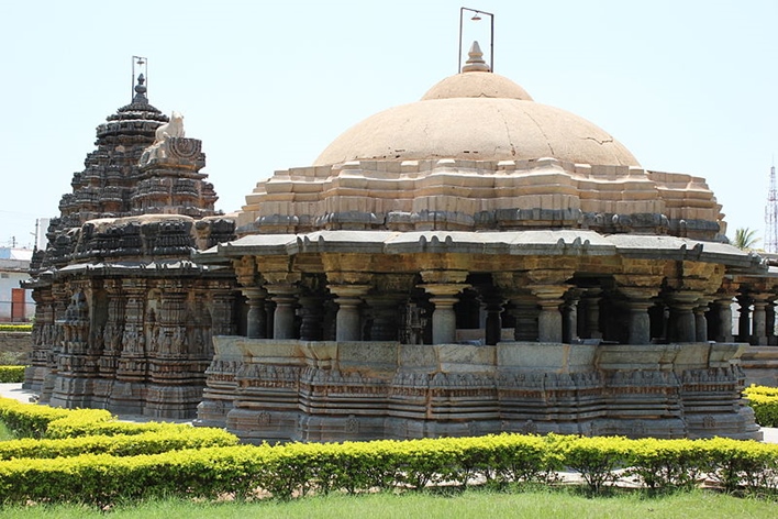 Ishvara temple, Arasikere