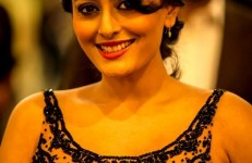 Nidhi Subbaiah at South Indian International Movie Awards 2013.