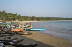 Murudeshwar , Murudeshwar Beach, Mangaluru. Image source Thom's Blog