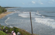 Someshwara Beach, Mangalore. Image Source WeekendThrill.com