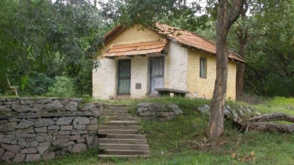 Namada Chilume old guesthouse where Dr.Salim Ali had camped