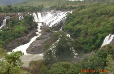 Mandya, Barachukki waterfalls, Shivanasamudra