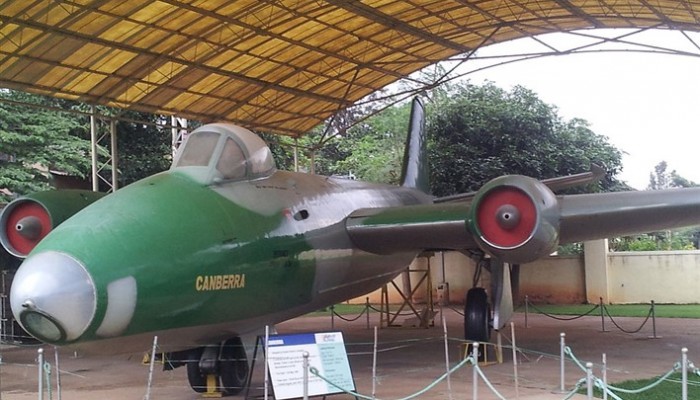 Canberra front at HAL Aerospace Museum. Photographer Arunram https://commons.wikimedia.org/wiki/File:Canberra_front_at_HAL_Aerospace_Museum_HALMUS05.jpg