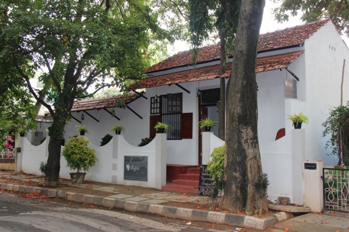DYU-Art-Cafe-Koramangala-bengaluru DYU-Art-Cafe-Koramangala-bengaluru