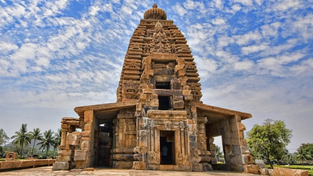 Galaganatha-Temple-Pattadakal Galaganatha Temple, Pattadakal