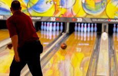 Bowling. Blue Moustache, Bangalore