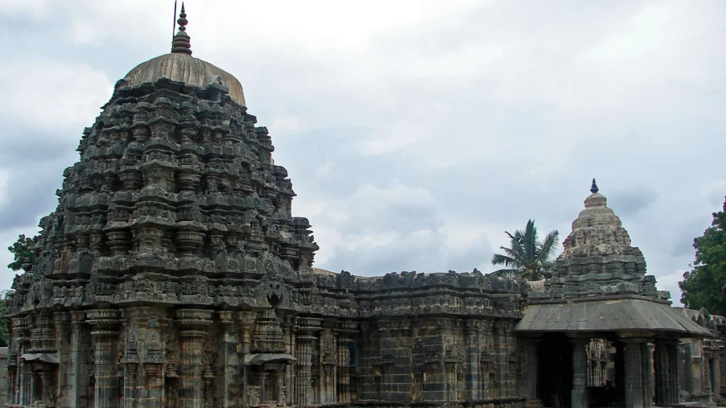 Amruteshwara-Temple Amruteshwara Temple, Annigeri