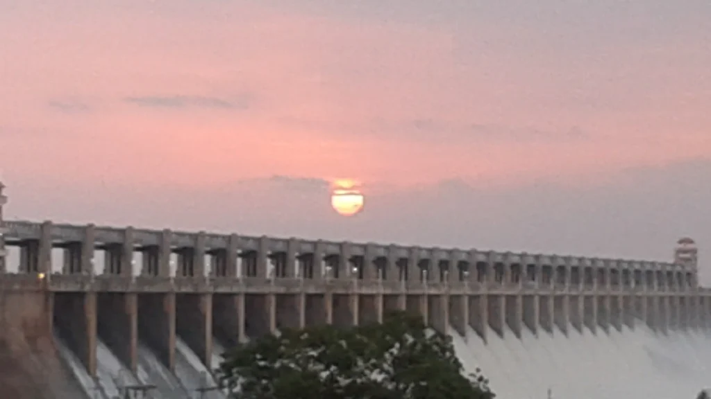 Tunga-Bhadhra-Dam-Hosapete Tunga Bhadhra Dam,Hosapete