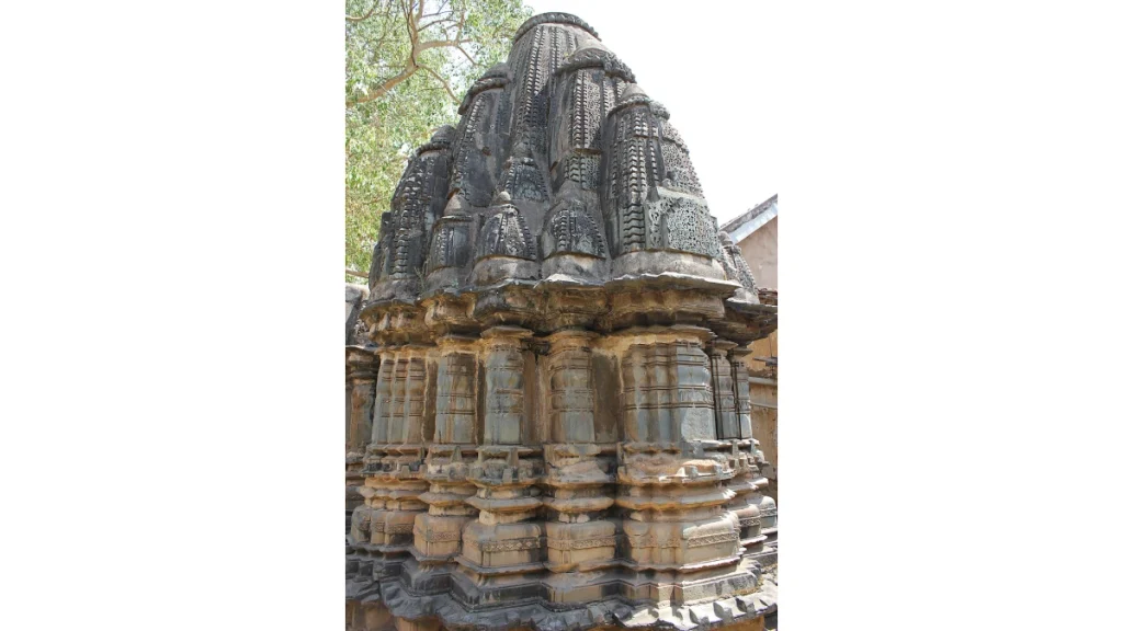 Ganesha Temple, Tarakeshwara Temple