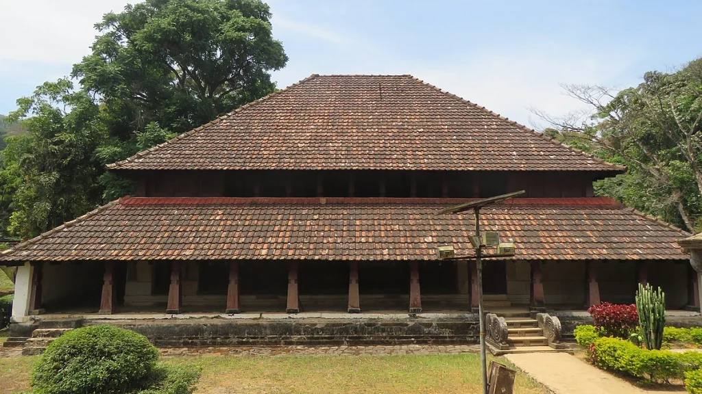 Nalakanda-Palce Nalakanda Palce