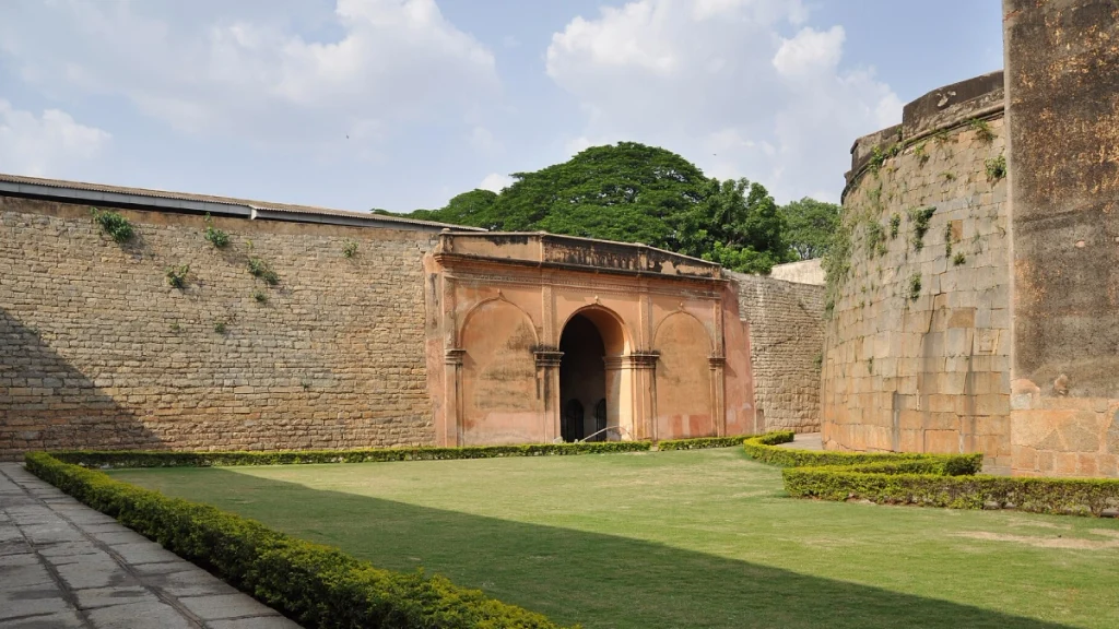 Inside-view-of-Tipus-Fort-Bangalore Inside view of Tipus's Fort Bangalore.