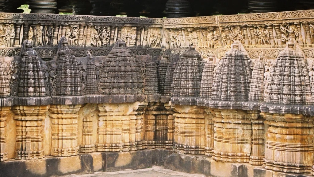 Outer wall relief at the temple