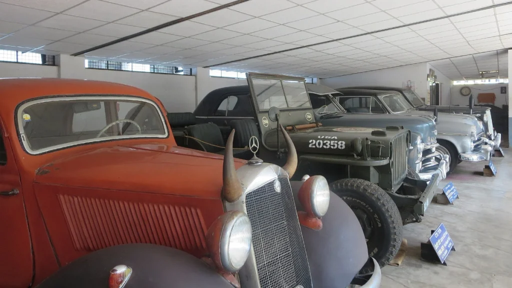 Manjusha Museum