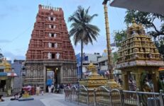 Someshwara Temple, Halasur, Bangalore. Source Vineeta190
