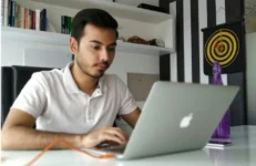 How to transfer electricity connection online in Bangalore. Source Sopan Shewale, Unsplash