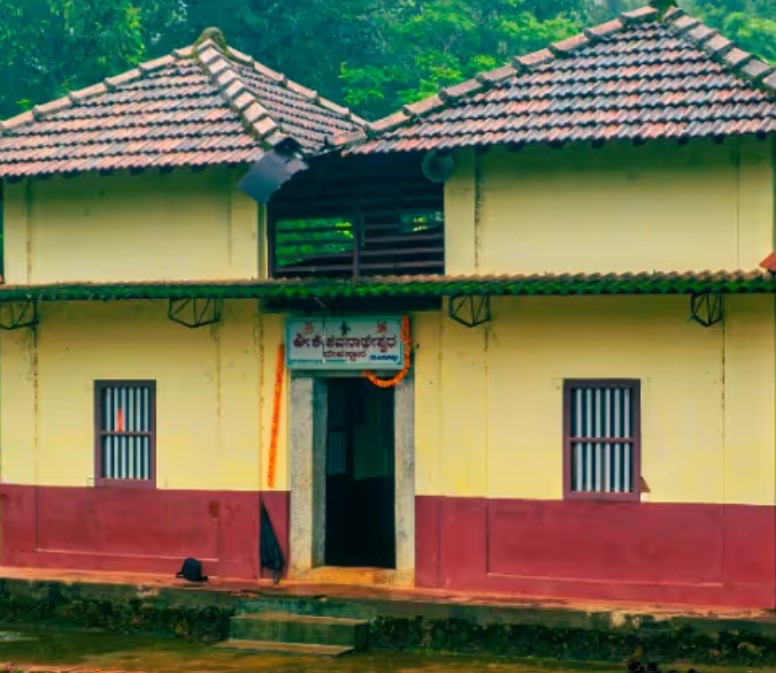 Moodgal Sri Keshavanatheshwara Temple. Source Udupi Tourism