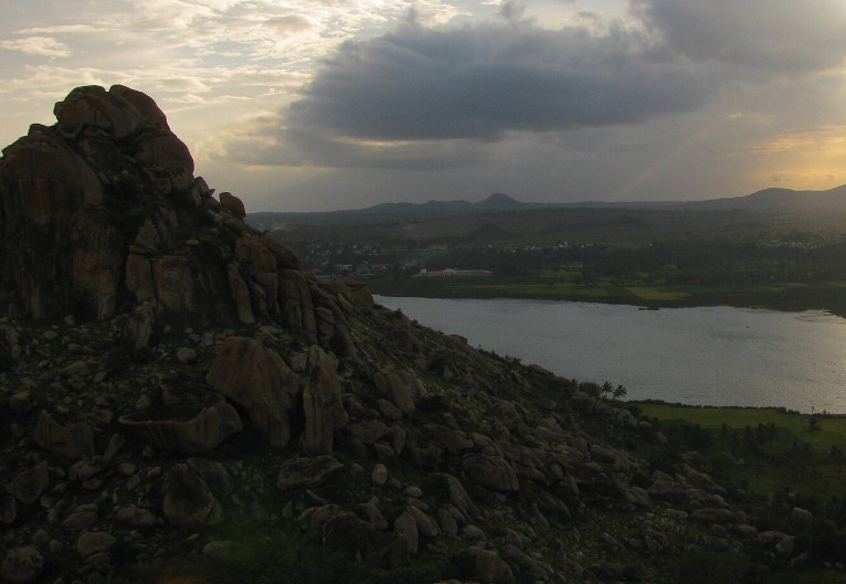 Kunti Betta Trek, Karnataka. Source Prashanth shivanna, Wikimedia Commons