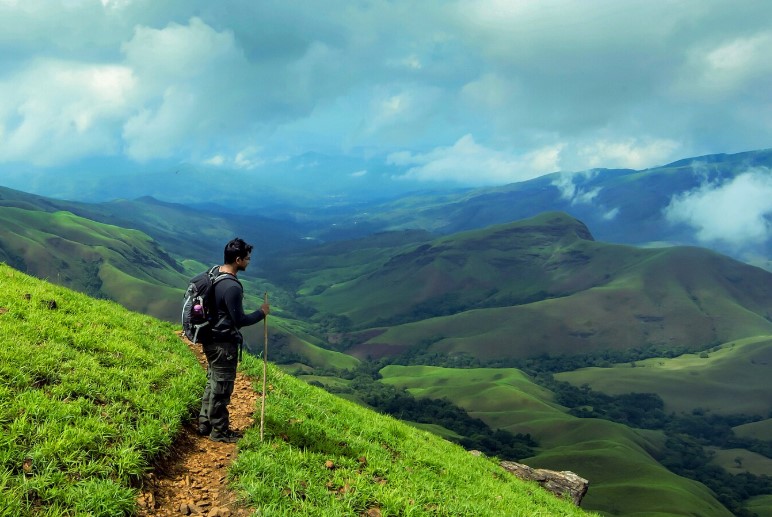Trekking Places in Karnataka, Kudremukh. Source Ramesh Desai, Wikimedia Commons